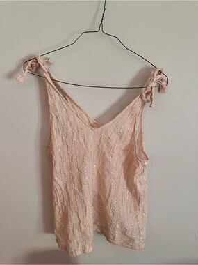 Aerie Tank